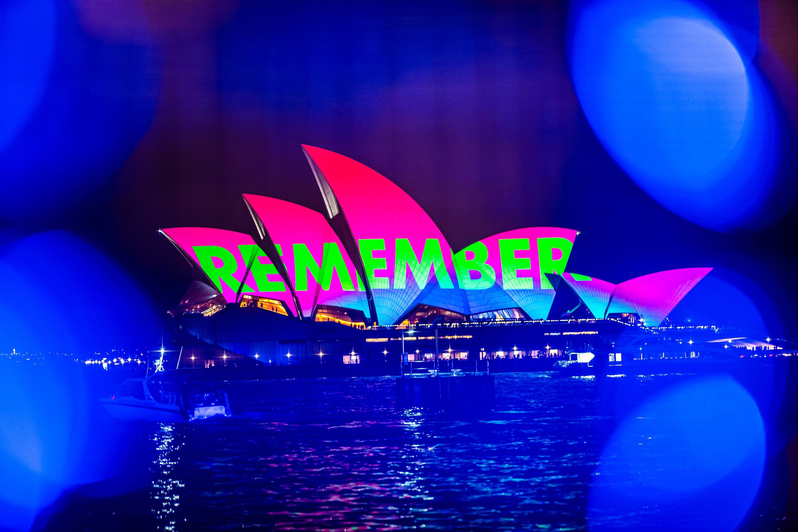 Sydney Opera House – Lighting of the Sails Kiss of Light by David McDiarmid _ STILL _ 3 _ VANDAL